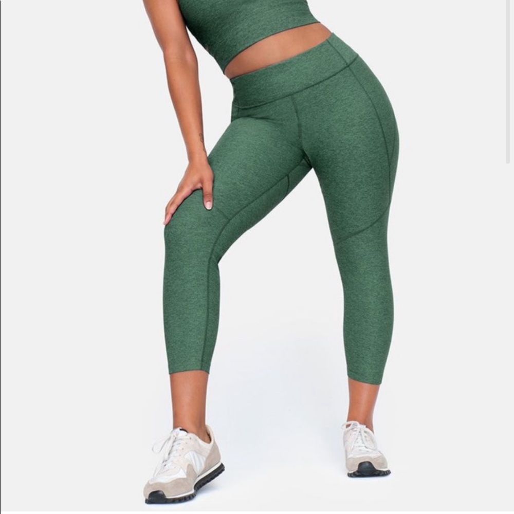 Outdoor Voices 3/4 Warm Up Legging - Hunter Green